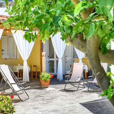 Appartamento Garden Ischia Super *