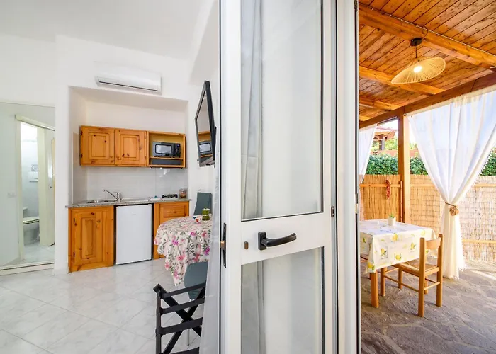 Garden Ischia Super شقة